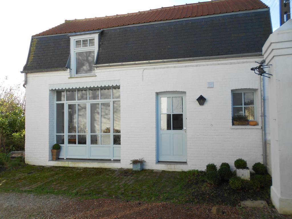 La Petite Maison Du Parc Bois-en-Ardres Εξωτερικό φωτογραφία