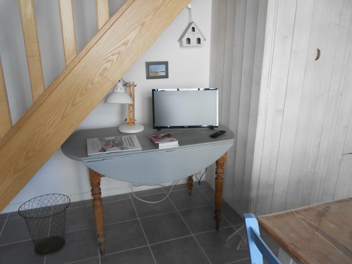 La Petite Maison Du Parc Bois-en-Ardres Εξωτερικό φωτογραφία